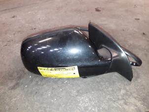 Used Wing mirror, right Peugeot 307 Break (3E) 2.0 16V Price on request offered by Autodemontage Joko B.V.