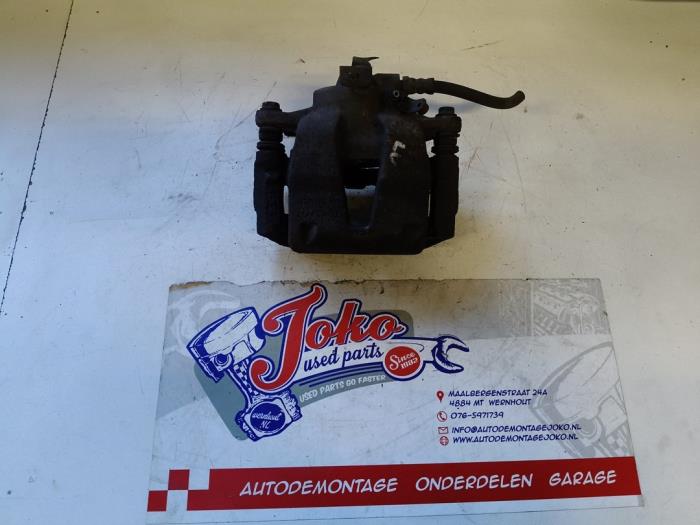 Gebrauchte Bremszange links vorne Peugeot Bipper (AA) 1.3 HDI Preis auf Anfrage angeboten von Autodemontage Joko B.V.