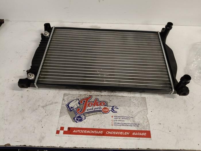 Usagé Radiateur Audi A4 Avant (B7) 1.8 T 20V Prix sur demande proposé par Autodemontage Joko B.V.