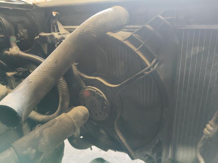 Używane Wentylator Hyundai Santa Fe I 2.0 16V 4x2 Cena na żądanie oferowane przez Autodemontage Joko B.V.