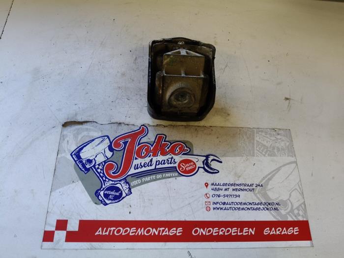 Used Engine mount Mercedes Sprinter 5t (906) 519 CDI,BlueTEC V6 24V Price on request offered by Autodemontage Joko B.V.
