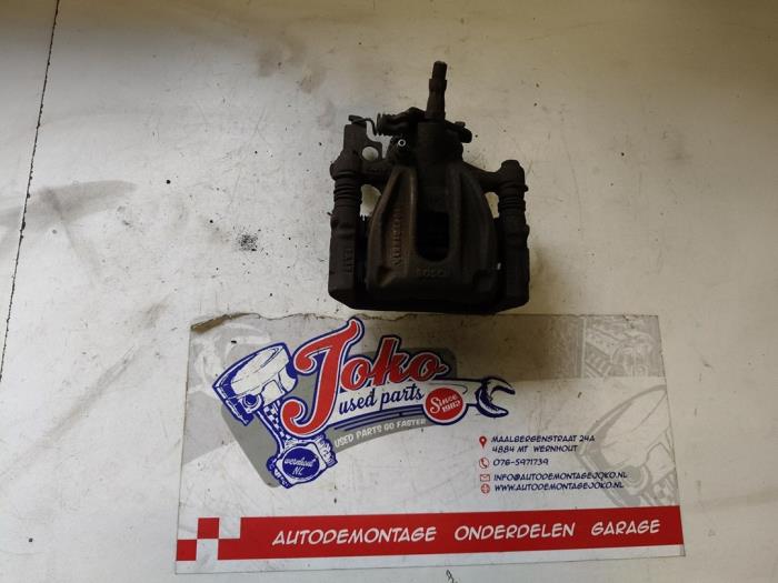 Gebrauchte Bremszange links hinten Ford Mondeo III Wagon 2.0 TDCi 130 16V Preis auf Anfrage angeboten von Autodemontage Joko B.V.