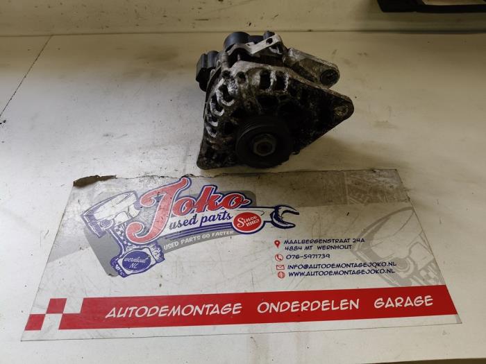 Begagnade Dynamo Hyundai Tucson (JM) 2.0 16V CVVT 4x2 Pris på förfrågan erbjuds av Autodemontage Joko B.V.