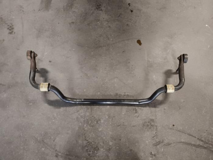 Begagnade Främre krängningshämmare Mercedes E (W211) 2.6 E-240 V6 18V Pris på förfrågan erbjuds av Autodemontage Joko B.V.