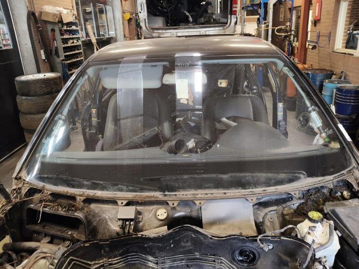 Begagnade Framruta Mercedes E (W211) 2.6 E-240 V6 18V Pris på förfrågan erbjuds av Autodemontage Joko B.V.