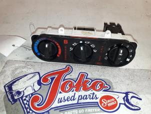 Usados Panel de control de calefacción Ford Mondeo II 1.8i 16V E2/96 EEC Precio de solicitud ofrecido por Autodemontage Joko B.V.