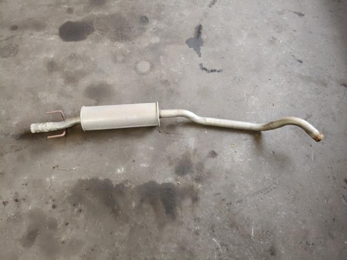 Gebrauchte Auspuff Mitteldämpfer Opel Corsa B (73/78/79) 1.2i 16V Preis auf Anfrage angeboten von Autodemontage Joko B.V.