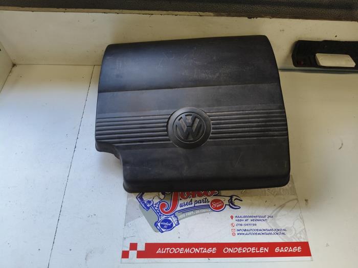 Begagnade Luftfilterhus Volkswagen Fox (5Z) 1.4 16V Pris på förfrågan erbjuds av Autodemontage Joko B.V.