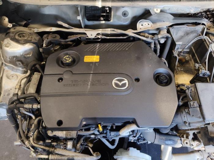 Begagnade Topplock Mazda 5 (CR19) Pris på förfrågan erbjuds av Autodemontage Joko B.V.