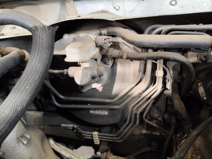 Usagé Servo frein Mazda 5 (CR19) Prix sur demande proposé par Autodemontage Joko B.V.