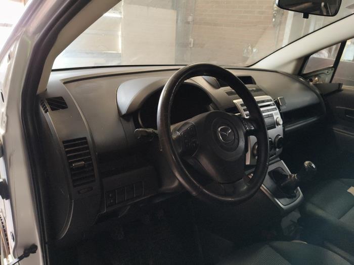 Usados Salpicadero Mazda 5 (CR19) Precio de solicitud ofrecido por Autodemontage Joko B.V.