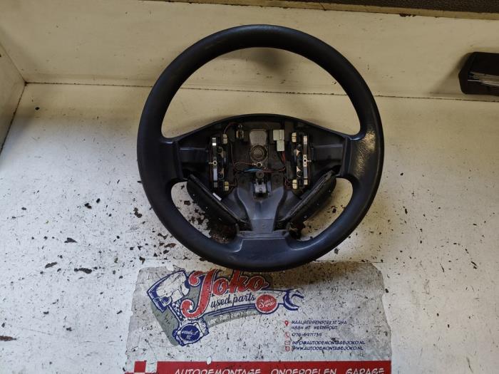 Używane Kierownica Opel Vivaro 1.9 DTI 16V Cena na żądanie oferowane przez Autodemontage Joko B.V.