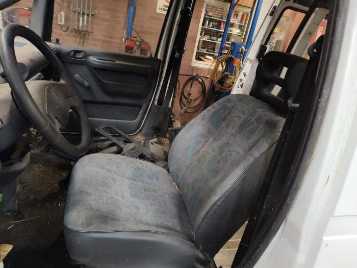 Gebrauchte Sitz links Citroen Jumpy (U64) 1.9Di Preis auf Anfrage angeboten von Autodemontage Joko B.V.