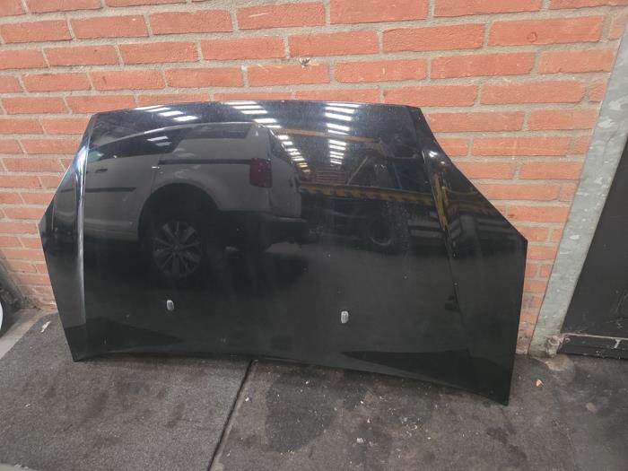 Używane Maska Ford Focus C-Max 2.0 16V Cena na żądanie oferowane przez Autodemontage Joko B.V.