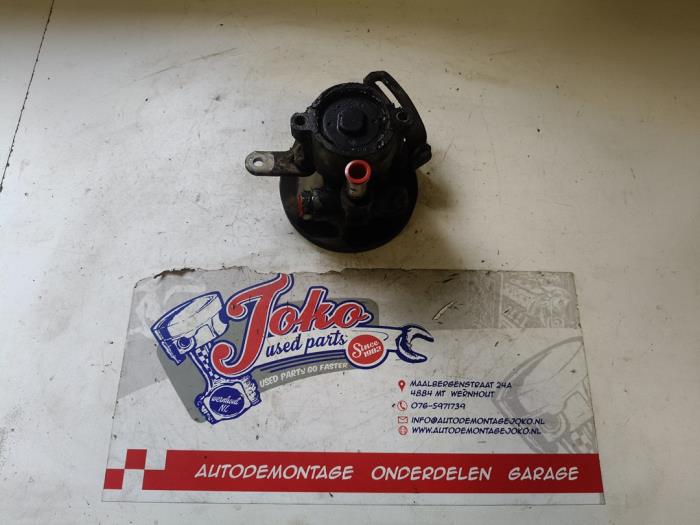 Usagé Pompe de direction Opel Calibra 2.0i 16V Prix sur demande proposé par Autodemontage Joko B.V.