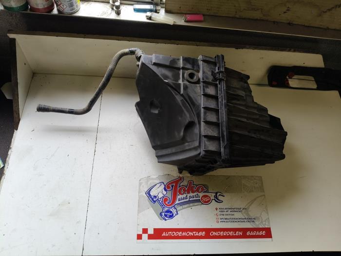 Begagnade Luftfilterhus Volkswagen Transporter T5 2.0 TDI DRF Pris på förfrågan erbjuds av Autodemontage Joko B.V.