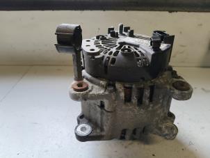 Dynamo d'un Volkswagen Transporter T5 2.0 TDI DRF 2012