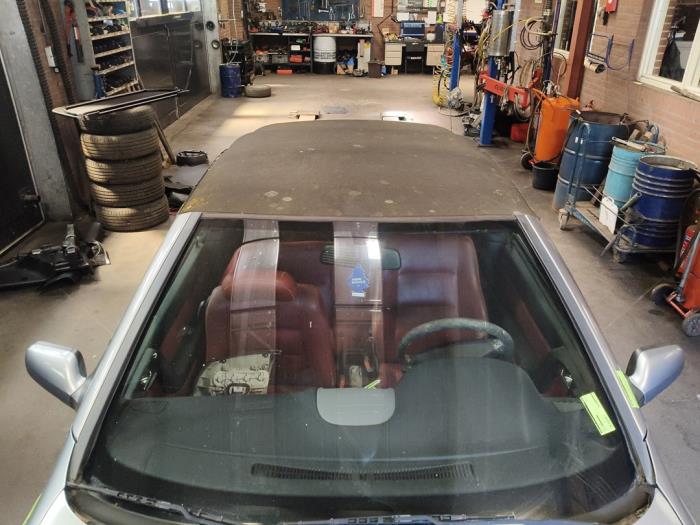 Używane Miekki dach cabrio Opel Astra G (F67) 1.6 16V Twin Port Cena na żądanie oferowane przez Autodemontage Joko B.V.