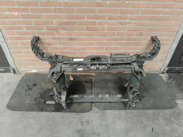 Używane Panel przedni Audi A1 Sportback (8XA/8XF) 1.2 TFSI Cena na żądanie oferowane przez Autodemontage Joko B.V.