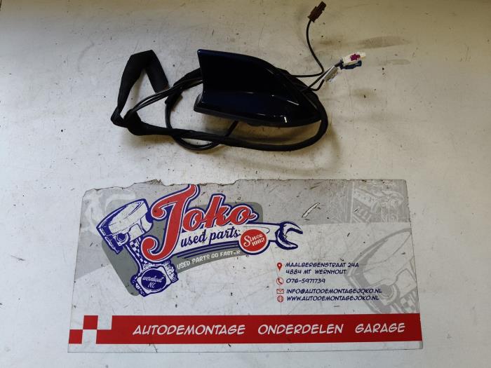 Używane Antena Renault Kadjar (RFEH) 1.5 Blue dCi Cena na żądanie oferowane przez Autodemontage Joko B.V.