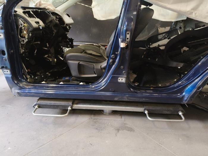 Używane Próg lewy Renault Kadjar (RFEH) 1.5 Blue dCi Cena na żądanie oferowane przez Autodemontage Joko B.V.