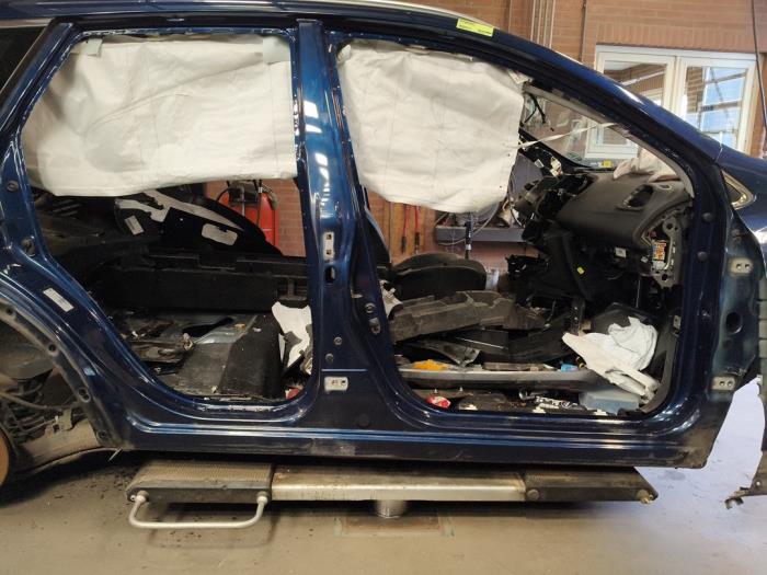 Używane Próg prawy Renault Kadjar (RFEH) 1.5 Blue dCi Cena na żądanie oferowane przez Autodemontage Joko B.V.