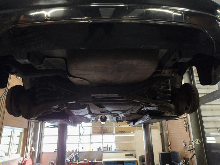 Begagnade Underram Ford Focus 2 1.6 16V Pris på förfrågan erbjuds av Autodemontage Joko B.V.
