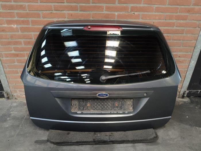 Begagnade Baklucka Ford Focus 1 Wagon 1.6 16V Pris på förfrågan erbjuds av Autodemontage Joko B.V.