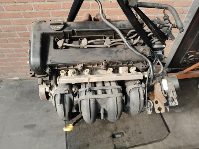 Motor van een Ford Mondeo III 1.8 16V 2005