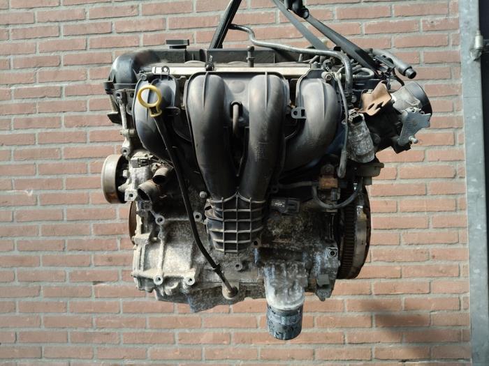 Motor van een Ford Mondeo III 1.8 16V 2005