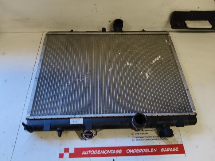 Gebrauchte Kühler Peugeot 407 (6D) 1.8 16V Preis auf Anfrage angeboten von Autodemontage Joko B.V.