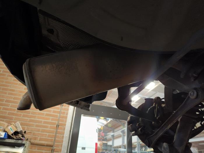 Gebrauchte Auspuff Enddämpfer Peugeot 407 (6D) 1.8 16V Preis auf Anfrage angeboten von Autodemontage Joko B.V.