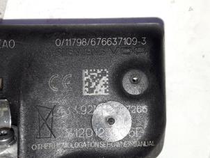 Däcktryckssensor från en Renault Grand Scénic II (JM) 1.9 dCi 120 2005