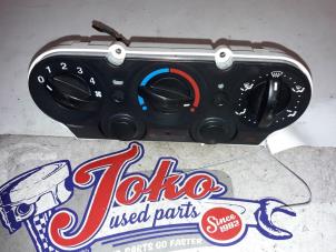 Usagé Panneau de commandes chauffage Ford Fiesta 5 (JD/JH) 1.25 16V Prix sur demande proposé par Autodemontage Joko B.V.
