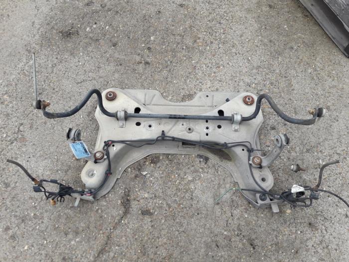 Usagé Faux châssis Renault Laguna II (BG) 1.6 16V Prix sur demande proposé par Autodemontage Joko B.V.