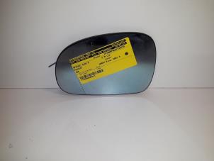Used Mirror glass, right Peugeot 406 (8B) 2.0 16V ST,SV Price on request offered by Autodemontage Joko B.V.
