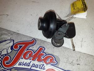 Used Fuel cap Ford Ka I 1.3i (96 EEC) Price on request offered by Autodemontage Joko B.V.