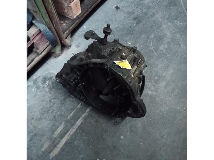 Gebrauchte Getriebe Fiat Ducato (230/231/232/234) 1.9 D Preis auf Anfrage angeboten von Autodemontage Joko B.V.