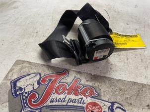 Used Rear seatbelt, left Opel Astra H SW (L35) 1.7 CDTi 16V Price on request offered by Autodemontage Joko B.V.