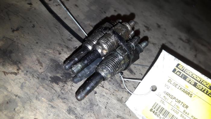 Used Glow plug Volkswagen Transporter T4 2.4 D Price on request offered by Autodemontage Joko B.V.