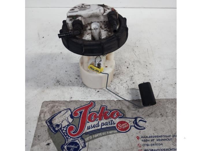 Usagé Pompe à carburant Renault Clio II (BB/CB) 1.2 Prix sur demande proposé par Autodemontage Joko B.V.