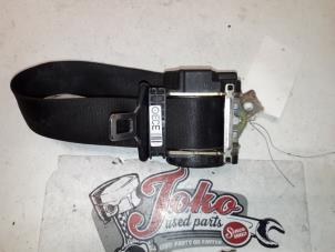 Used Rear seatbelt, right BMW 3 serie Touring (E46/3) 318d 16V Price on request offered by Autodemontage Joko B.V.