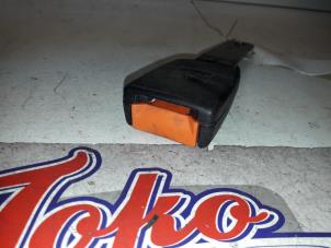 Used Front seatbelt buckle, right Ford Galaxy (WGR) 2.3i 16V SEFI Price on request offered by Autodemontage Joko B.V.