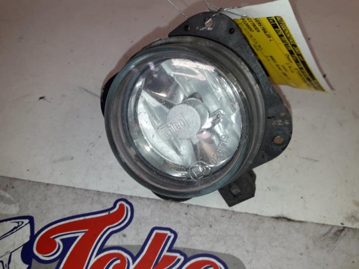 Używane Halogen lewy Citroen Xsara Picasso (CH) 2.0 HDi 90 Cena na żądanie oferowane przez Autodemontage Joko B.V.