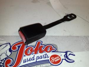 Used Front seatbelt buckle, right Peugeot 307 Break (3E) 2.0 16V Price on request offered by Autodemontage Joko B.V.