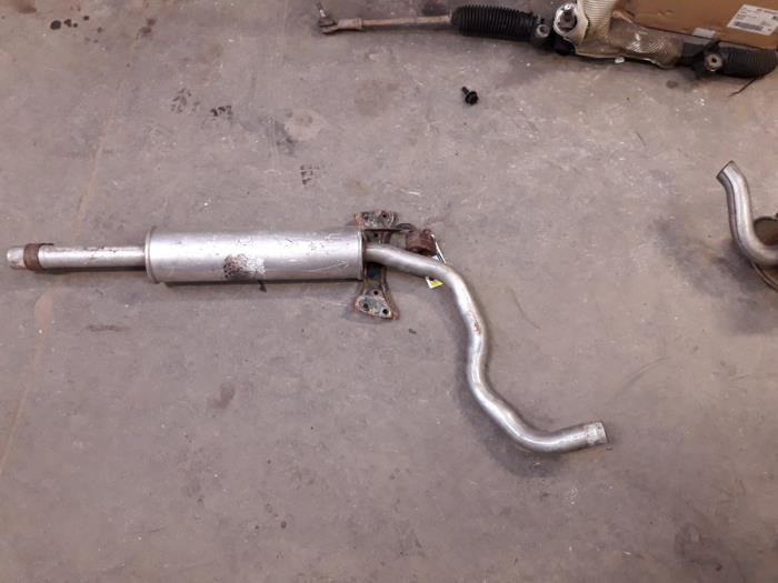 Exhaust middle silencer from a Volkswagen Lupo (6X1) 1.4 60 2002
