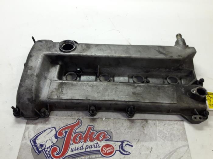 Gebrauchte Ventildeckel Ford Mondeo III Wagon 1.8 16V Preis auf Anfrage angeboten von Autodemontage Joko B.V.