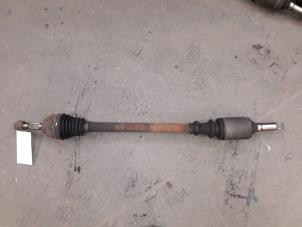 Used Front drive shaft, right Citroen Saxo 1.4i SX,VSX Price on request offered by Autodemontage Joko B.V.