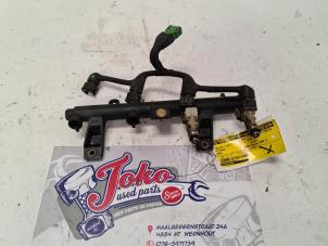 Used Fuel injector nozzle Citroen Saxo 1.4i SX,VSX Price on request offered by Autodemontage Joko B.V.