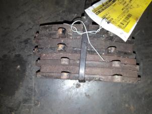 Used Front brake pad Renault Master II (JD) 2.8 dTi Price on request offered by Autodemontage Joko B.V.